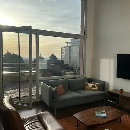 Duplex Cosy Proche De Paris Apartmán *